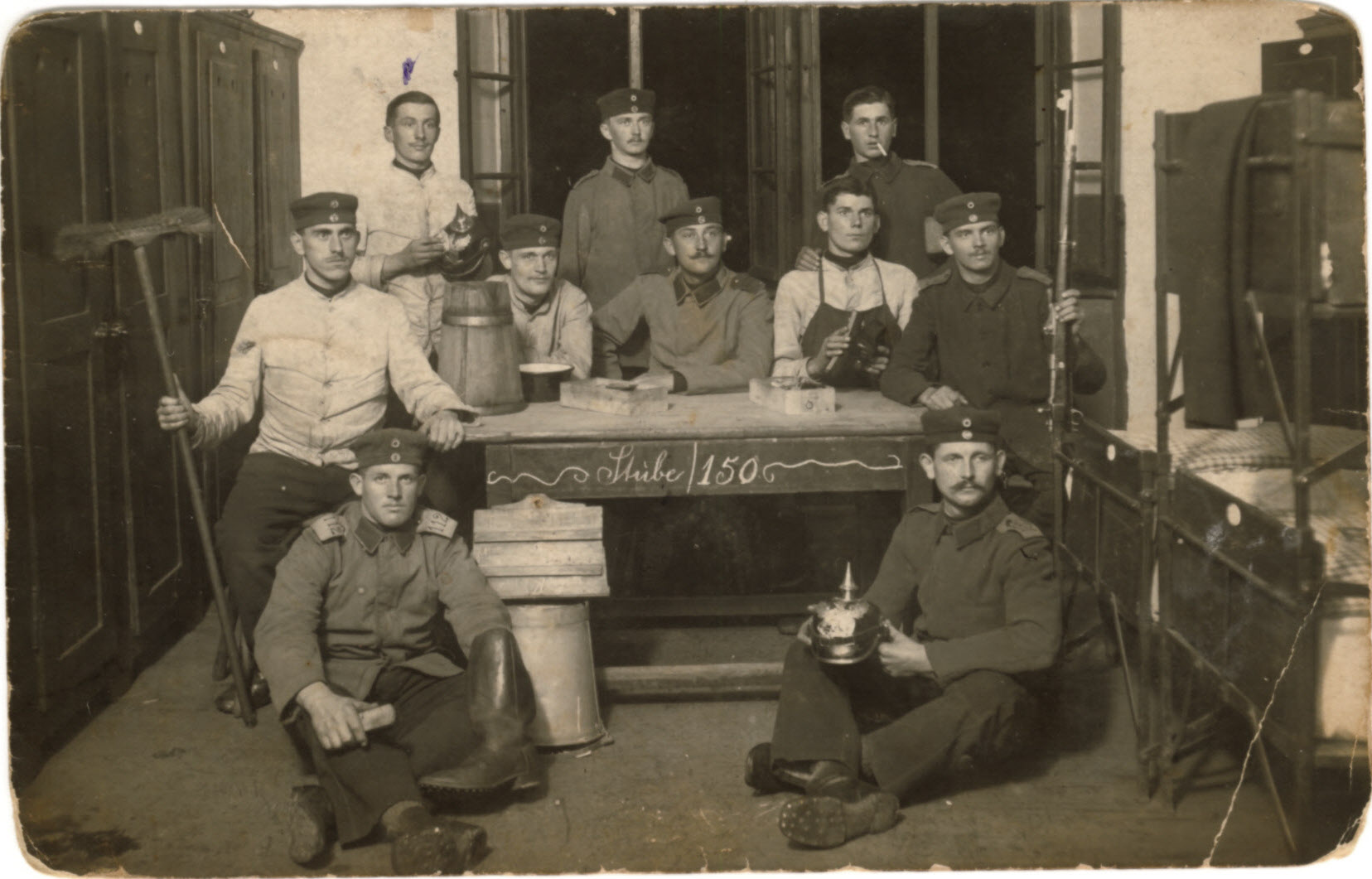 20180505 094918 chambree de d richert dans caserne Lefebvre à